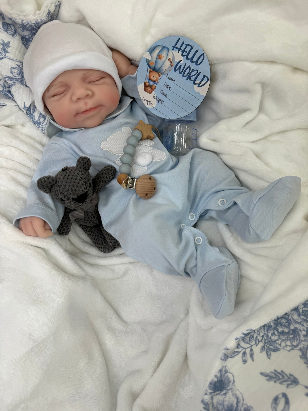 Cloudy Cuddle Silicone Boy 18 inch / 7 lbs