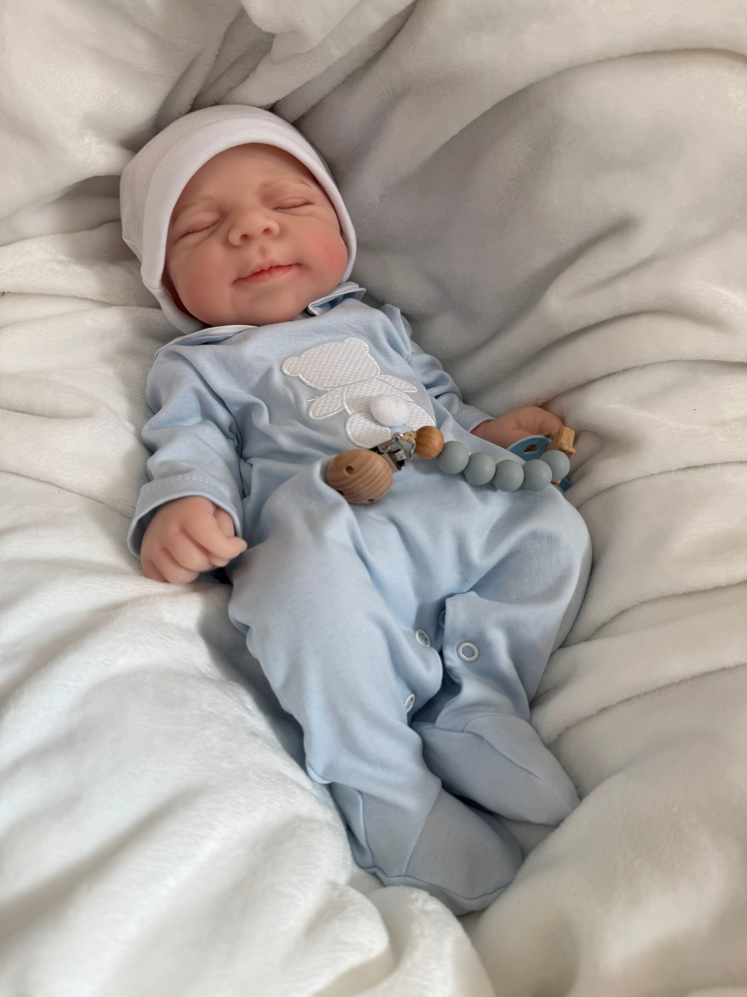 Cloudy Cuddle Silicone Boy 18 inch / 7 lbs