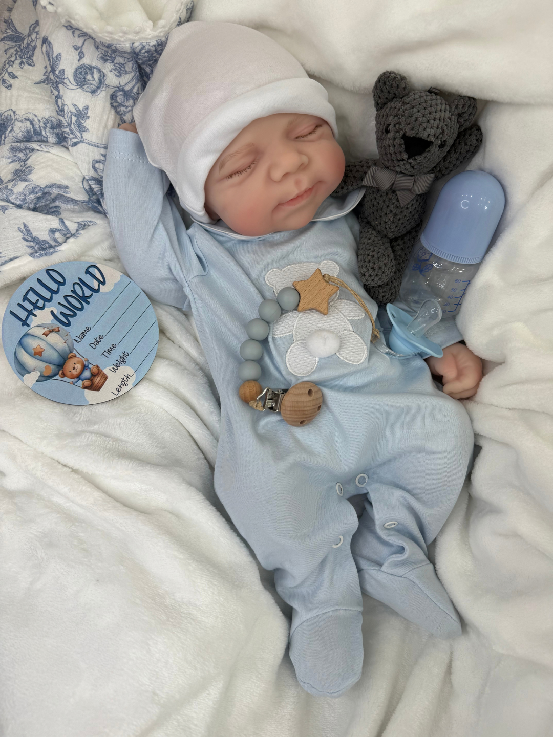 Cloudy Cuddle Silicone Boy 18 inch / 7 lbs