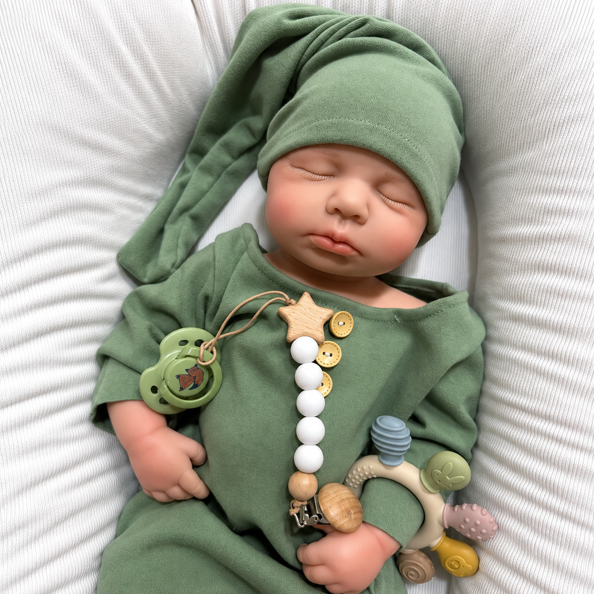 Clover Bloom Silicone Boy 20 inch / 6.8 lbs