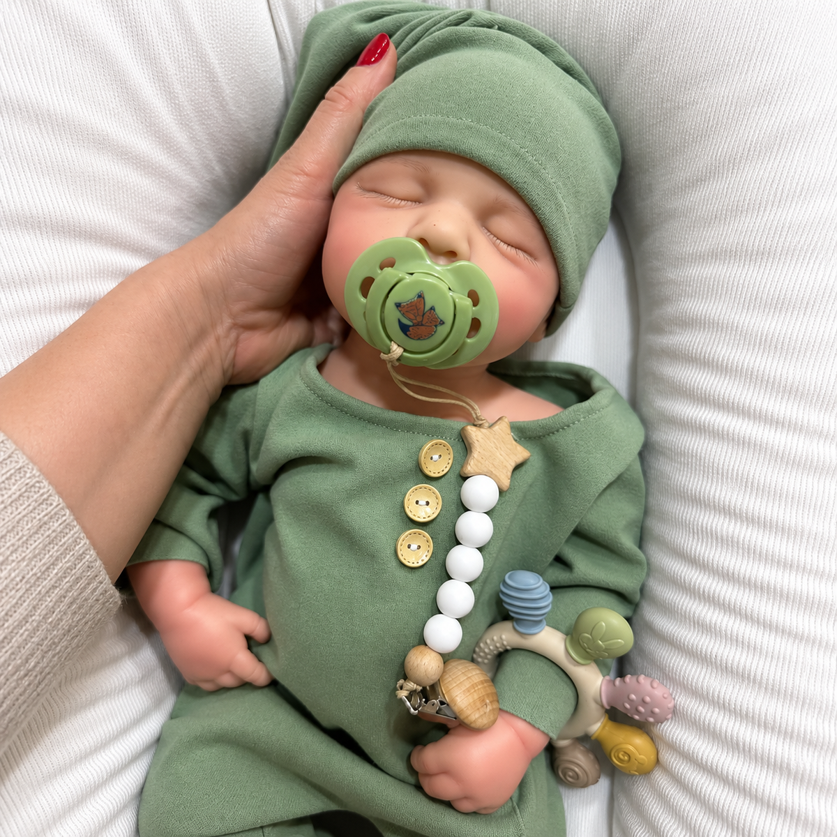 Clover Bloom Silicone Boy 20 inch / 6.8 lbs
