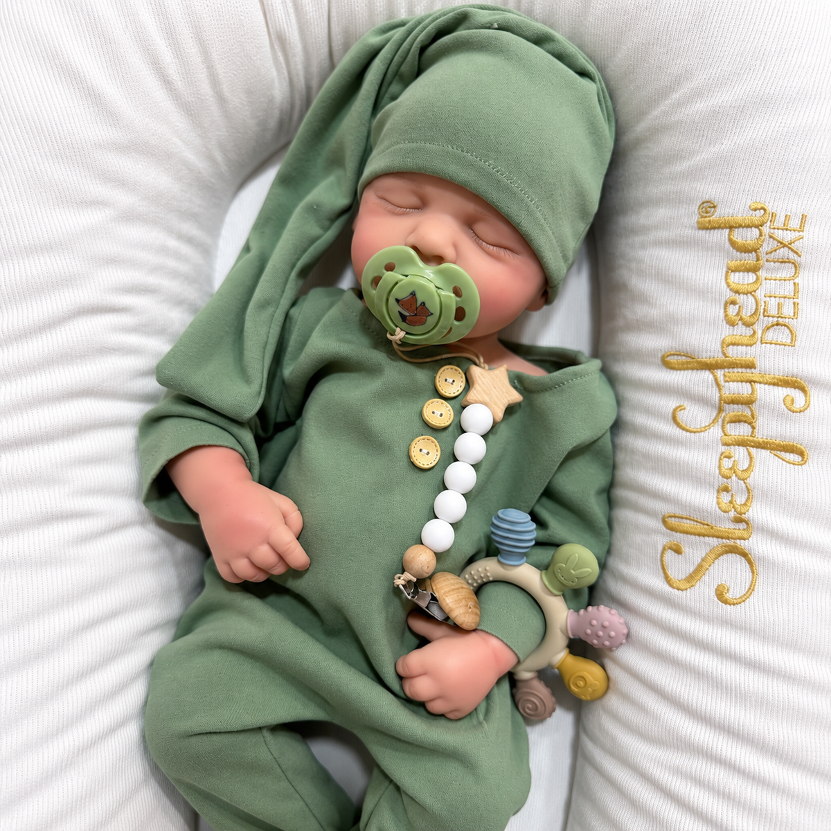 Clover Bloom Silicone Boy 20 inch / 6.8 lbs