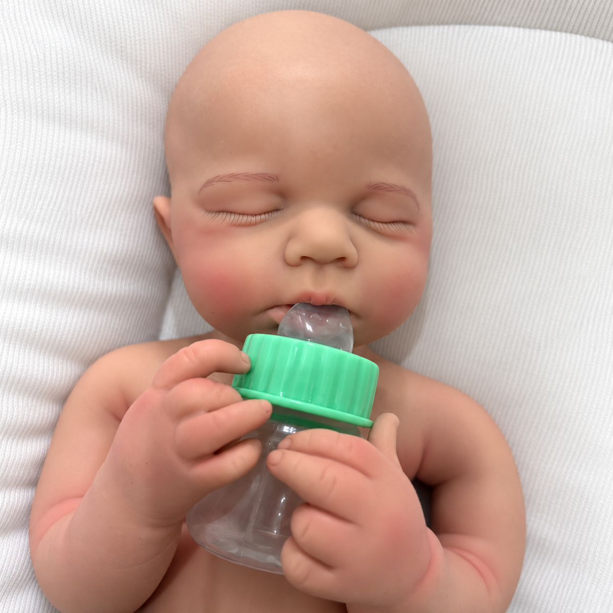 Clover Bloom Silicone Boy 20 inch / 6.8 lbs