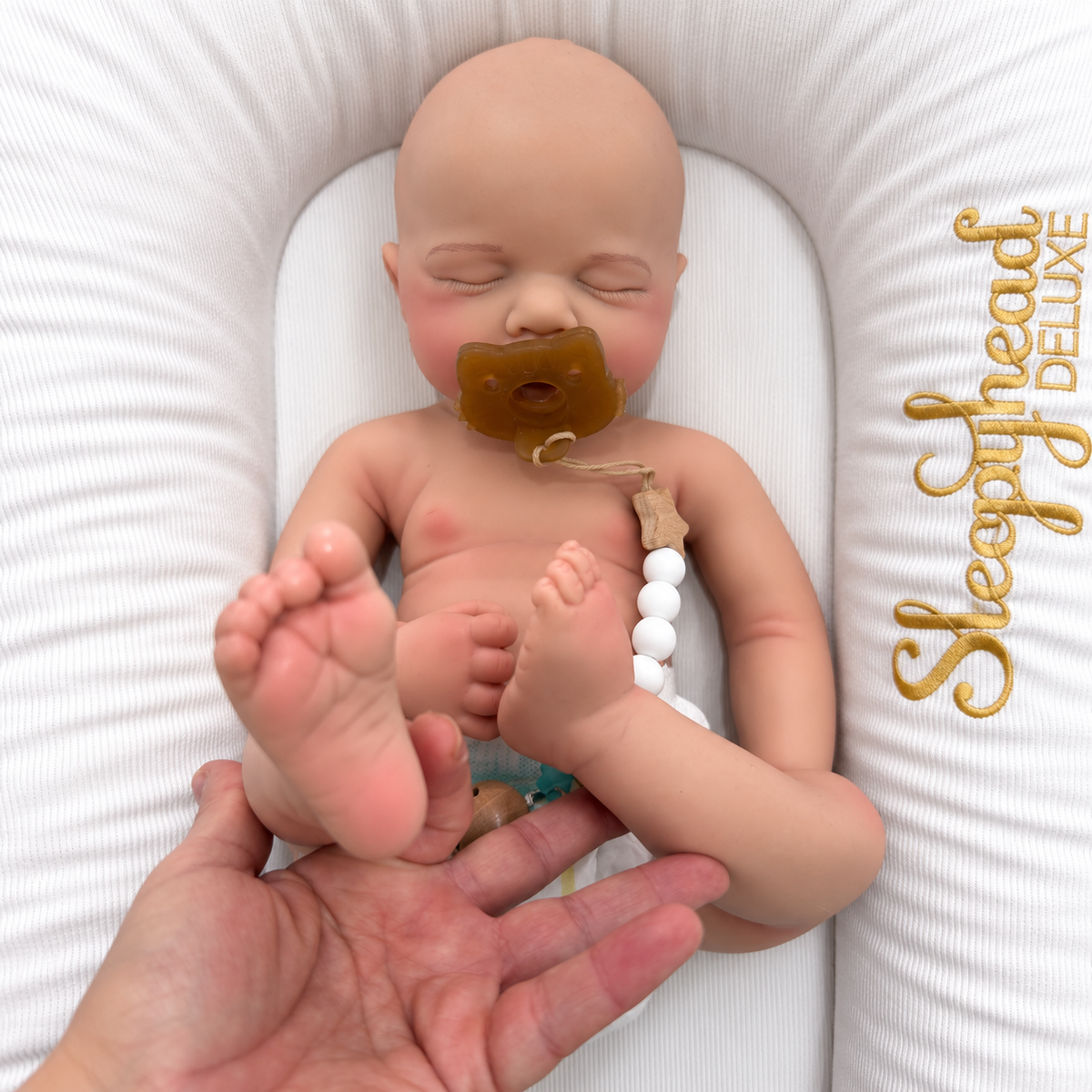 Clover Bloom Silicone Boy 20 inch / 6.8 lbs